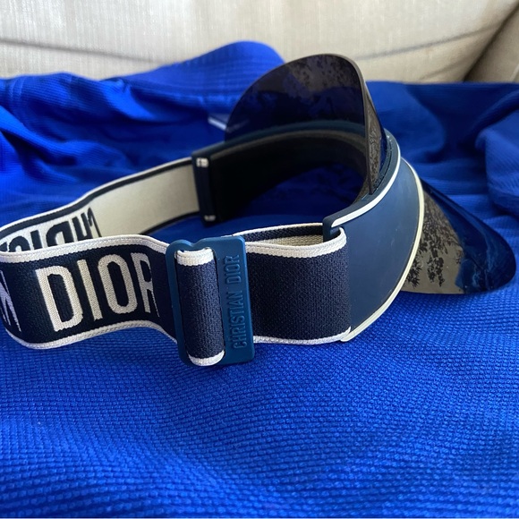 Dior visor great condition authentic - Picture 3 of 7